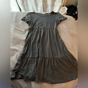 Charcoal, gray T-shirt, dress size large